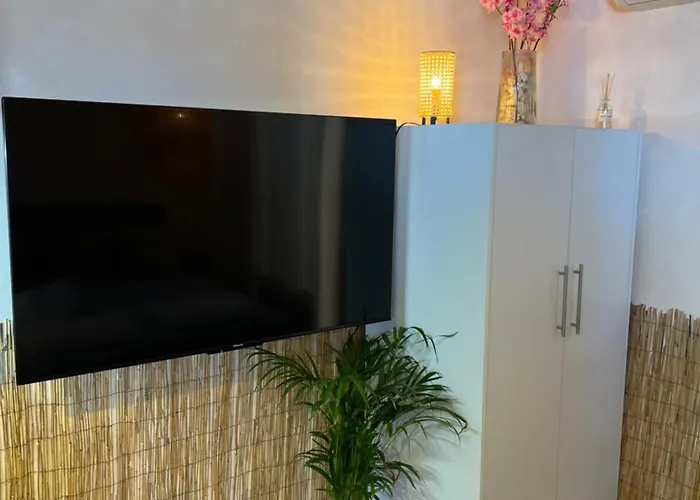 Agape Néos Marmarás